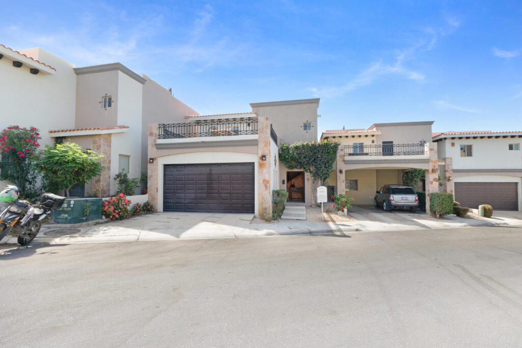 Los Cabos Cumbre Del Tezal Move-in ready and fully furnished. 2,045 sq ft of construction on a 2,551 sq ft lot with 3-car parking. Luxury finishes include marble flooring, wood kitchen with granite countertops, built-in wooden closets in all bedrooms, and vanities with tempered glass shower doors in all 3.5 baths. Fully equipped with 5 Gree inverter mini-split A/C units (3 × 1-ton, 2 × 2-ton), LG 22' French Door refrigerator, Whirlpool gas stove, and 1.7 cu ft microwave hood. Additional features: rooftop with bar, grill & sink, private terrace, storage, WiFi smart lock, private 5,000-liter cistern, and termite prevention system. ommunity: pool, gym, sports courts, kids' area, 3 clubhouses & 24/7 gated security for sale