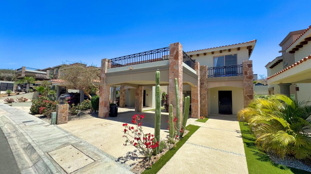 Los Cabos Cumbre Del Tezal Move-in ready and fully furnished. 2,045 sq ft of construction on a 2,551 sq ft lot with 3-car parking. Luxury finishes include marble flooring, wood kitchen with granite countertops, built-in wooden closets in all bedrooms, and vanities with tempered glass shower doors in all 3.5 baths. Fully equipped with 5 Gree inverter mini-split A/C units (3 × 1-ton, 2 × 2-ton), LG 22' French Door refrigerator, Whirlpool gas stove, and 1.7 cu ft microwave hood. Additional features: rooftop with bar, grill & sink, private terrace, storage, WiFi smart lock, private 5,000-liter cistern, and termite prevention system. ommunity: pool, gym, sports courts, kids' area, 3 clubhouses & 24/7 gated security for sale