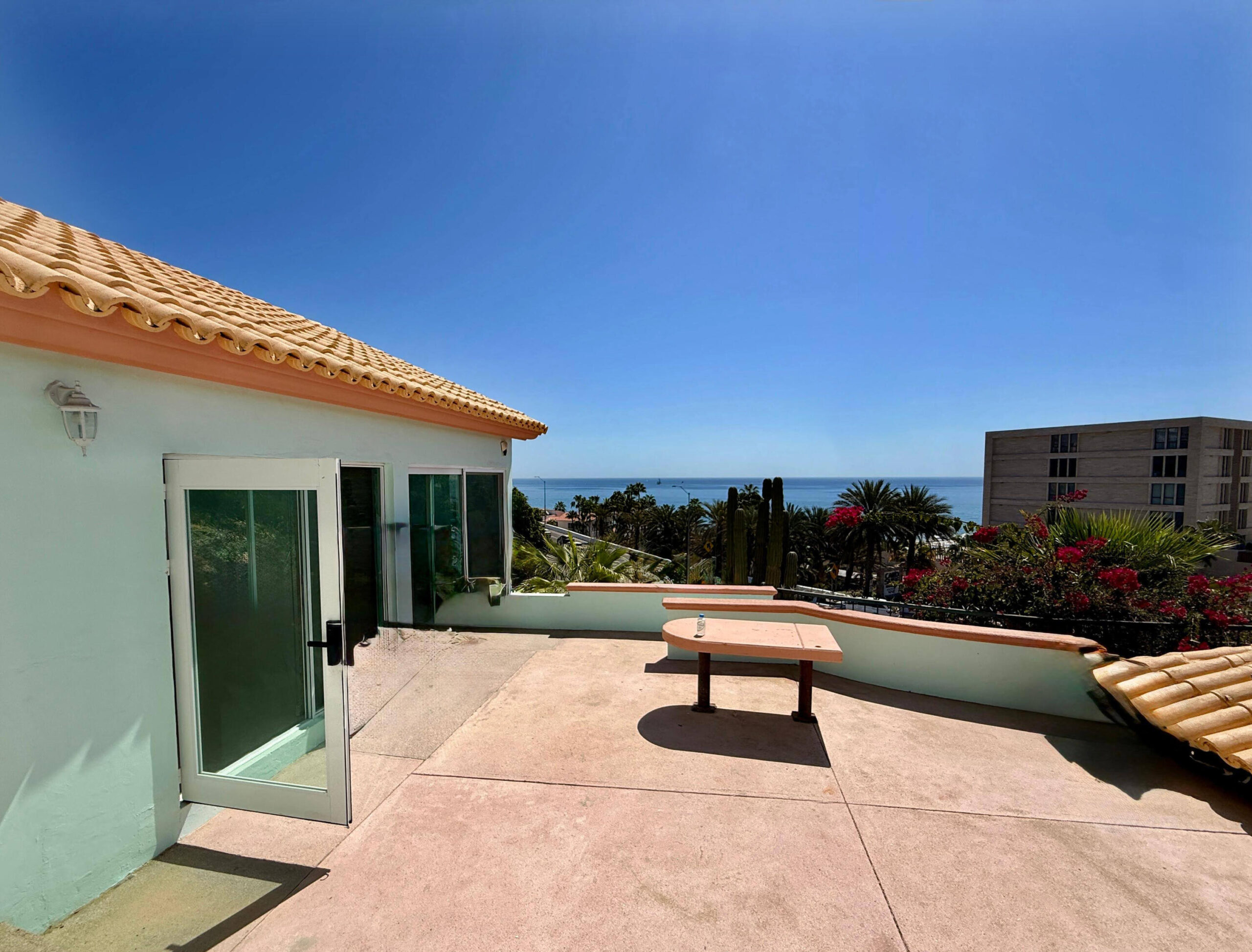 Los Cabos Rancho Paraiso Located in the exclusive community of Rancho Paraiso. This custom 3 bedroom + office and 2.5 bath home are an excellent retreat for the whole family. This home is an entertainer's paradise with large spacious patios on the top and bottom levels. The home is nestled on one of the largest lots in Rancho Paraiso and offers spectacular for sale