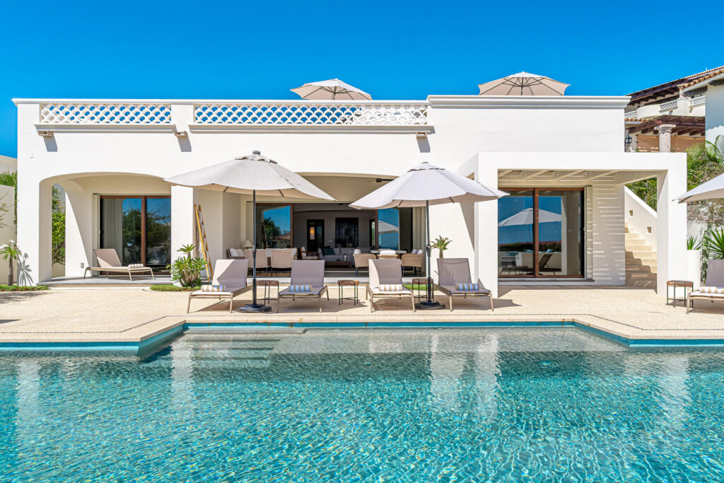 Los Cabos El Tule-Inland:General Rare investor opportunity in the San José Corridor. 2 luxury residences fully completed and move-in ready. 8 additional units with land secured and full blueprints in place -- ready to build to buyer's vision. At – Casa Savoy, Block 1, Lot 113, San Jose del Cabo, BS