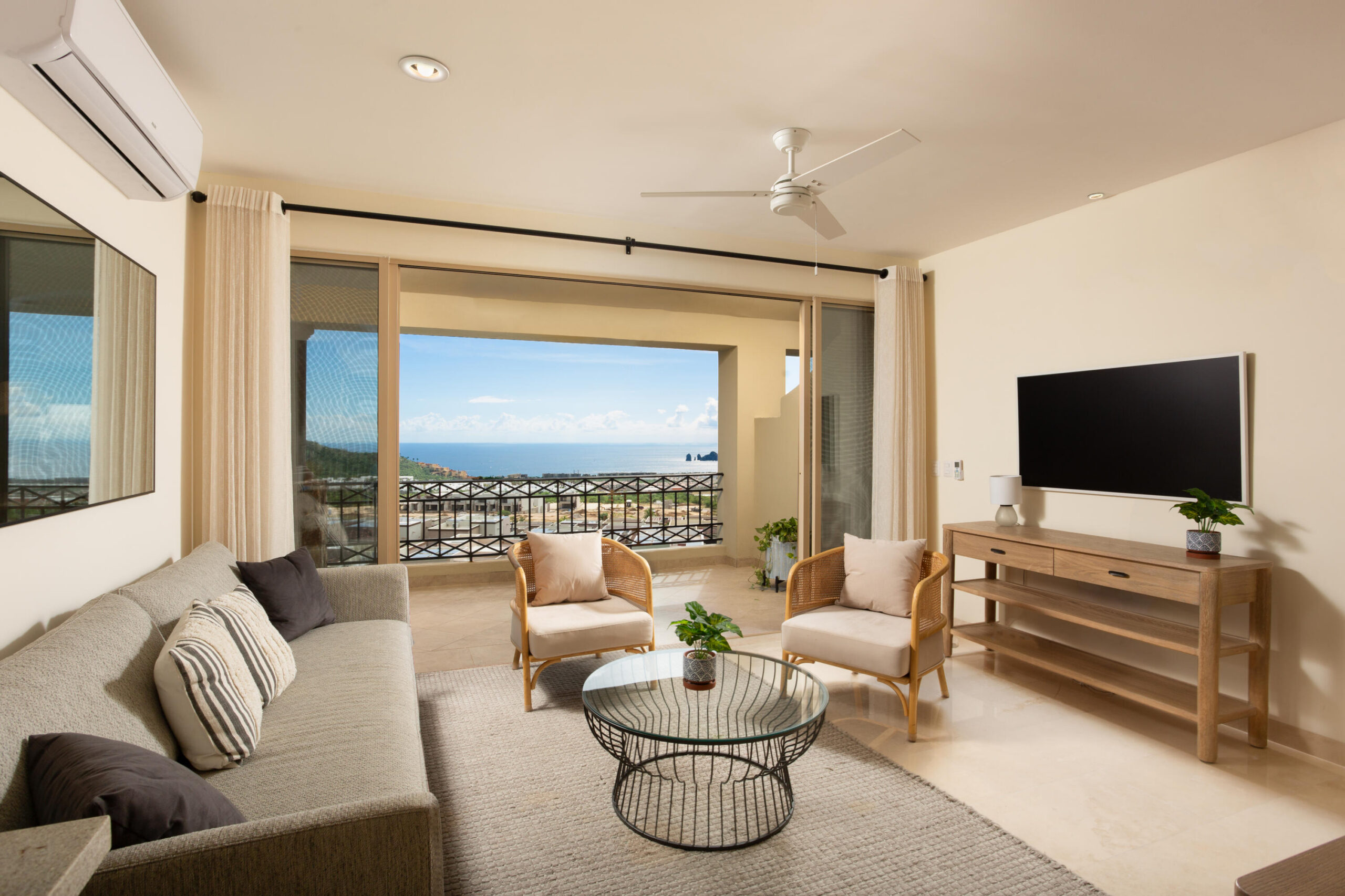 Los Cabos Ventanas Penthouse 643 at Ventanas de Cabo Norte is a fully furnished 3-bedroom, 2-bath penthouse offering panoramic for sale