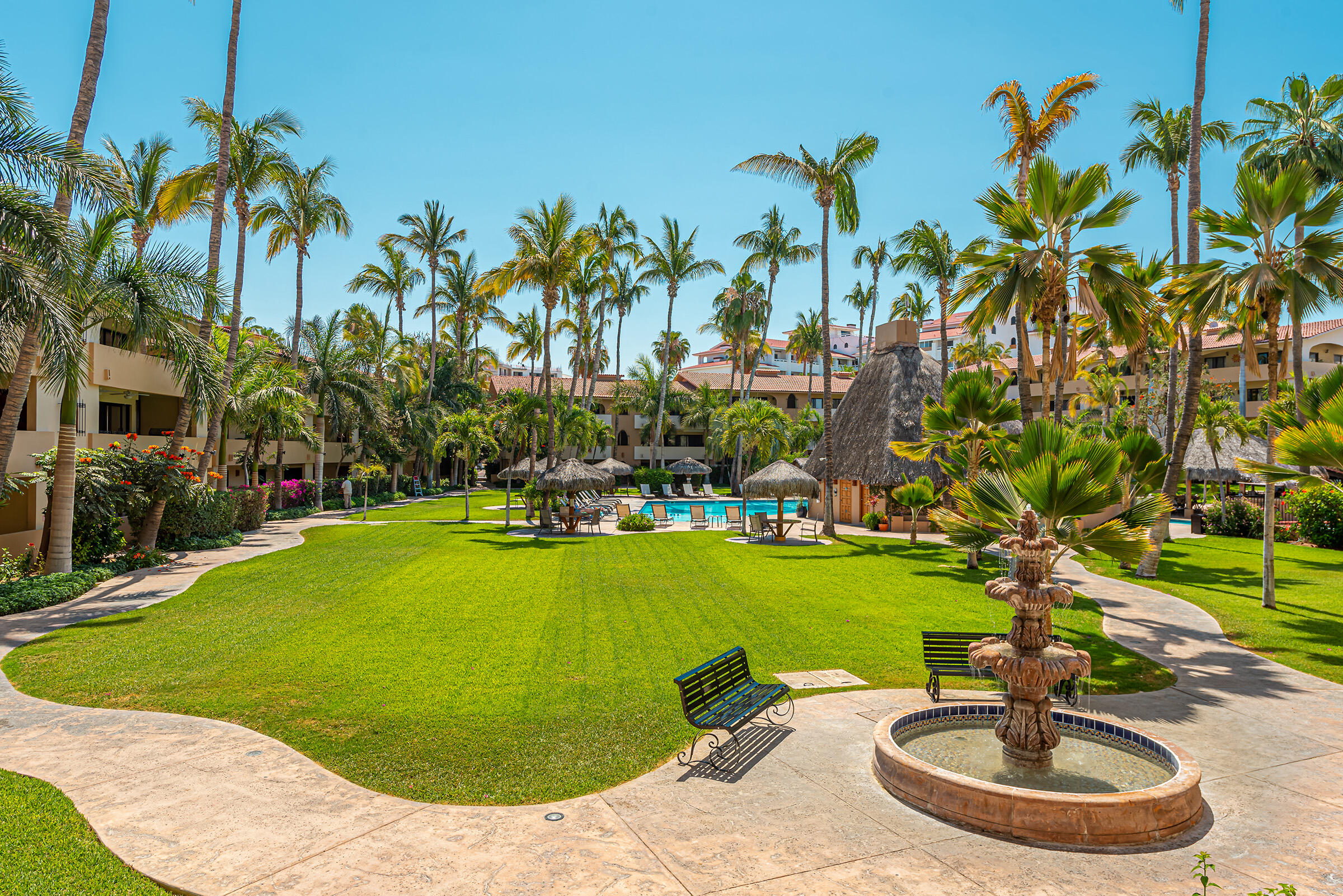 Los Cabos Tamar Whether you are seeking a primary residence, a dreamy vacation escape, or a high-ROI investment property, this turnkey, furnished 2-bedroom, 2-bathroom ocean- – Blvd. LÃ¡zaro CÃ¡rdenas, Cabo San Lucas, BS